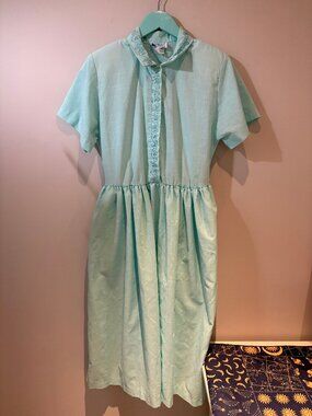 Adorable Pastel Vintage Dress